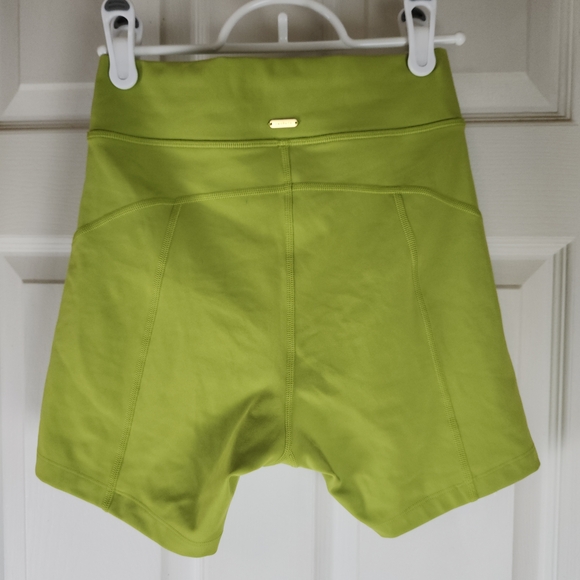 L*SPACE x Tessa Brooks 2 Piece Aim High Top (S) & Bike Shorts (M) Matching Set - Picture 8 of 15